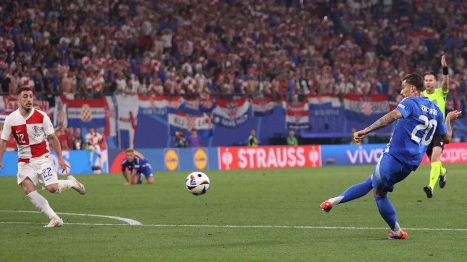 里昂绝杀莱比锡,莫德里奇补时绝平德甲的简单介绍 里昂绝杀莱比锡,莫德里奇补时绝平德甲的简单介绍