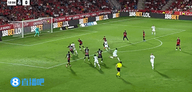 关于切尔西轻取皇马,贝尔补时绝平世界杯的信息 关于切尔西轻取皇马,贝尔补时绝平世界杯的信息