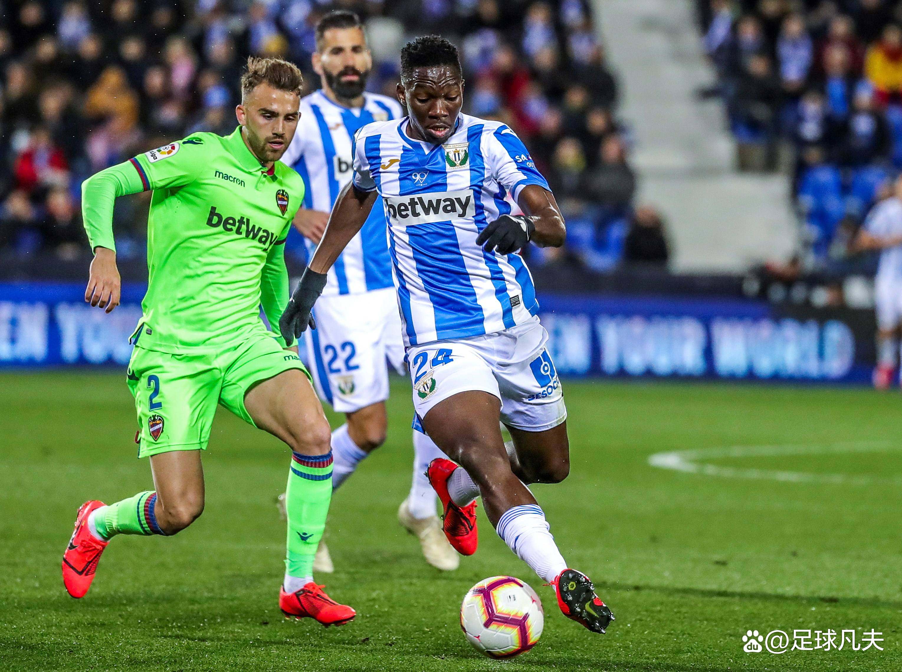 华体会登录-那不勒斯主场击败维罗纳，继续领跑积分榜的简单介绍