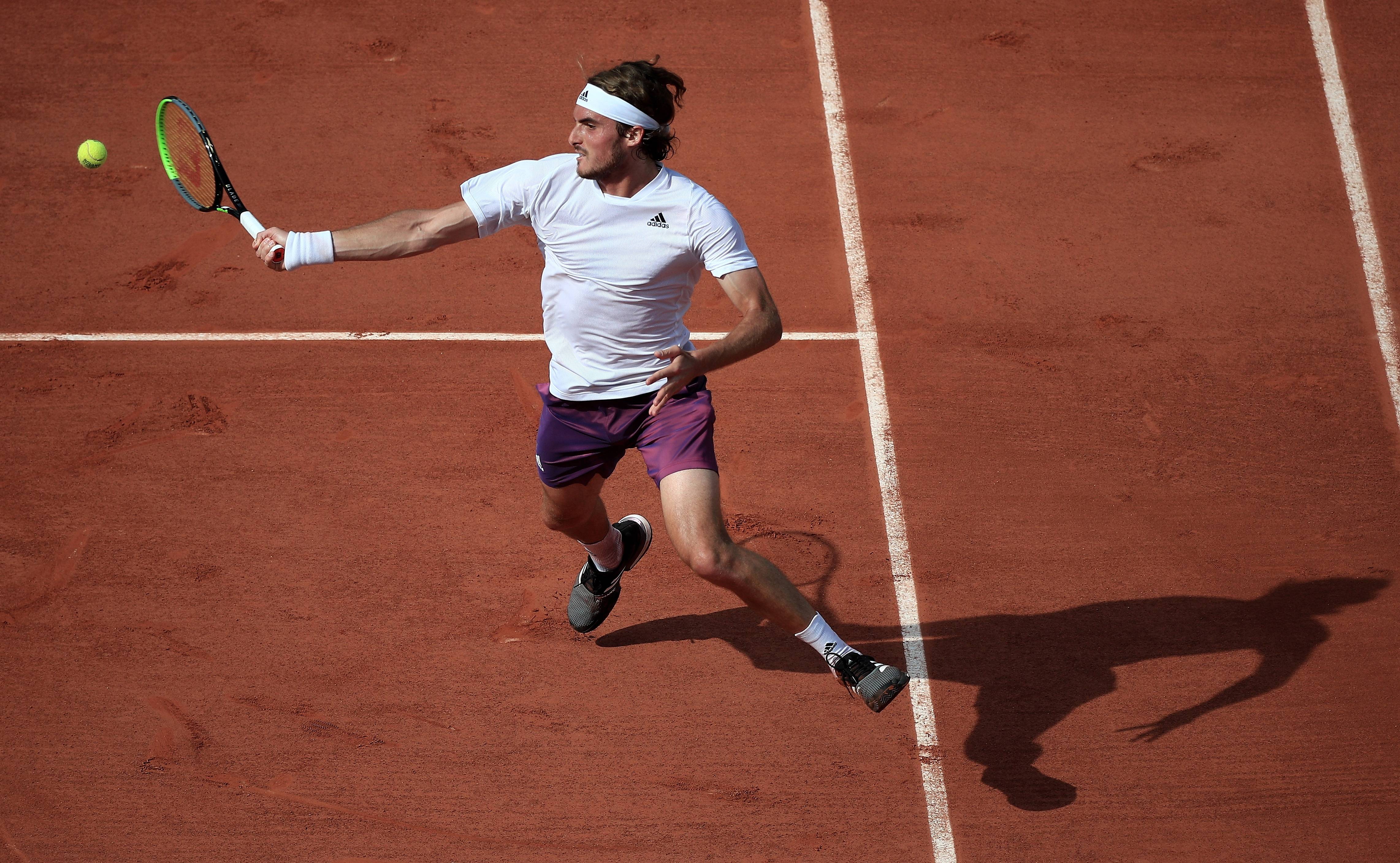 意大利网球队横扫美国网球队,西西帕斯制霸全场 意大利网球队横扫美国网球队,西西帕斯制霸全场