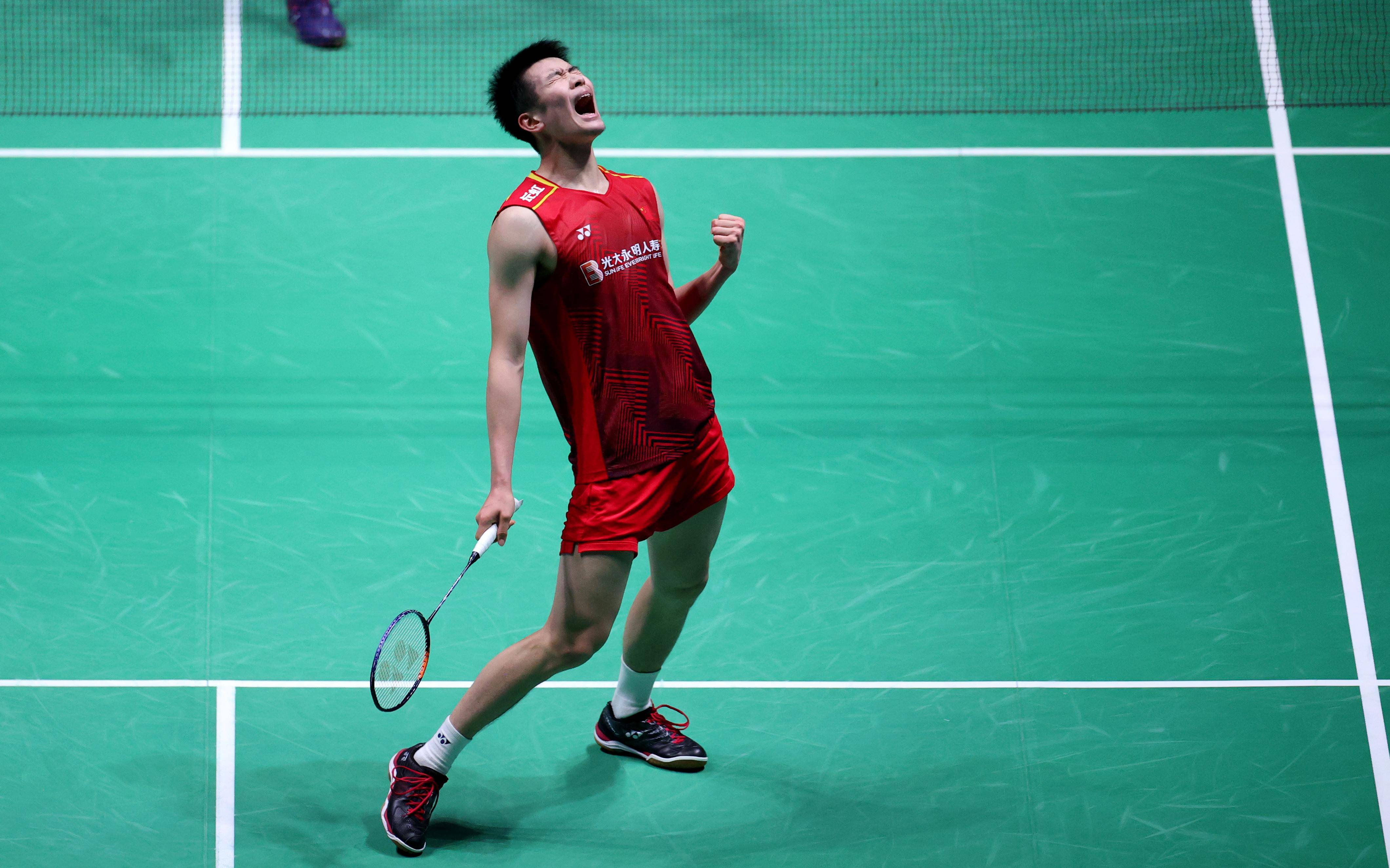 羽毛球选手刷新世界纪录,震撼全场 羽毛球选手刷新世界纪录,震撼全场