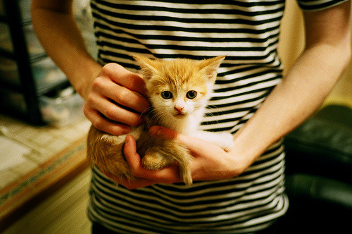 国王驾临，内马尔一传一射助枪手攻克魔鬼客场